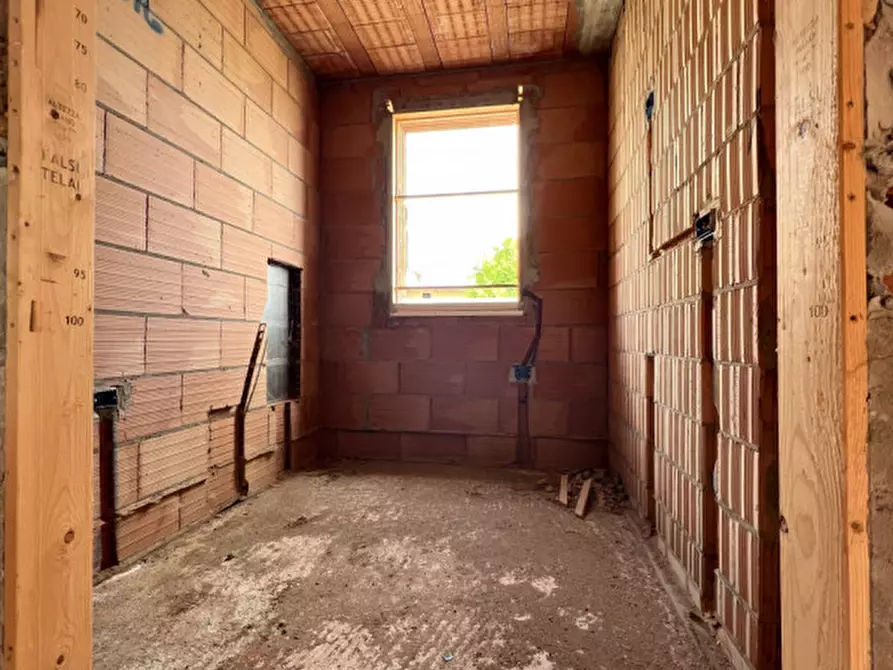 Immagine 12 di Casa indipendente in vendita  in Via Roma 1 Camponogara a Camponogara