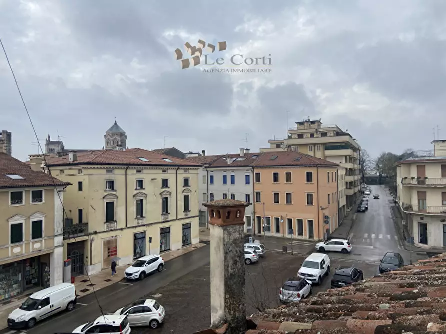 Immagine 10 di Casa indipendente in vendita  a Lonigo