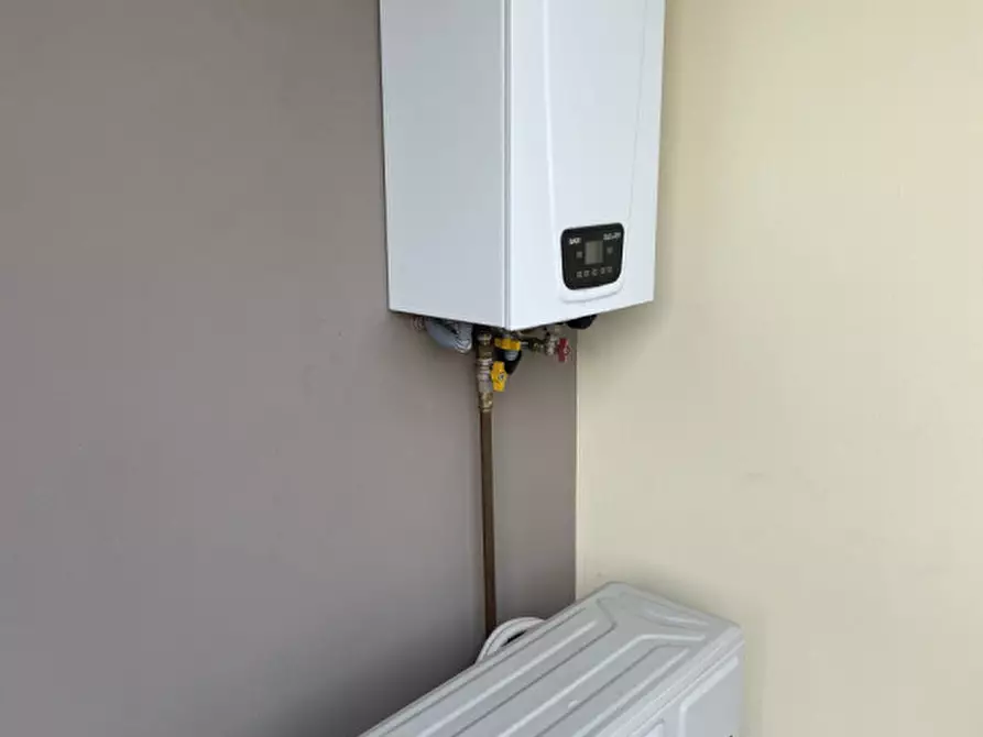 Immagine 16 di Appartamento in vendita  a Abano Terme