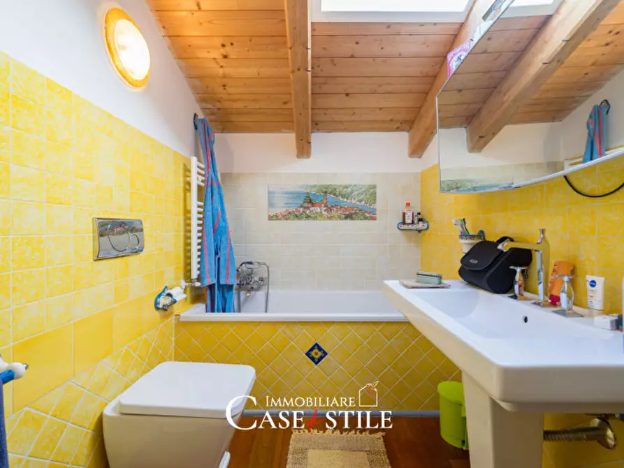 Immagine 30 di Casa bifamiliare in vendita  in Via dei Molini, 134 a Sarzana