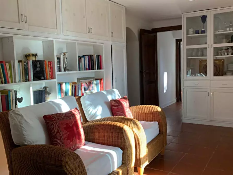 Immagine 12 di Villa in vendita  in Strada Frazione Poggio a Ancona