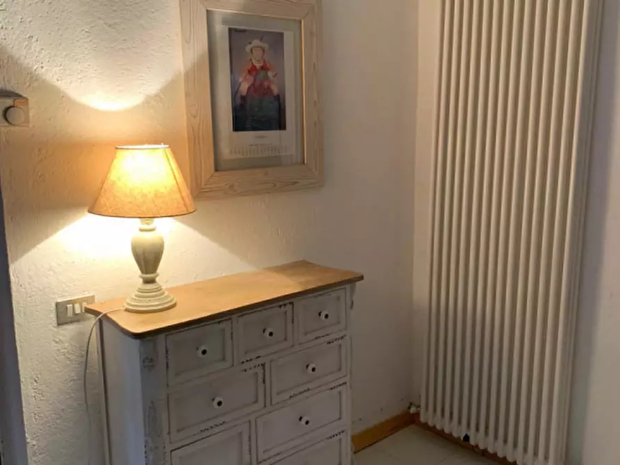 Immagine 16 di Villa in vendita  in Strada Frazione Poggio a Ancona