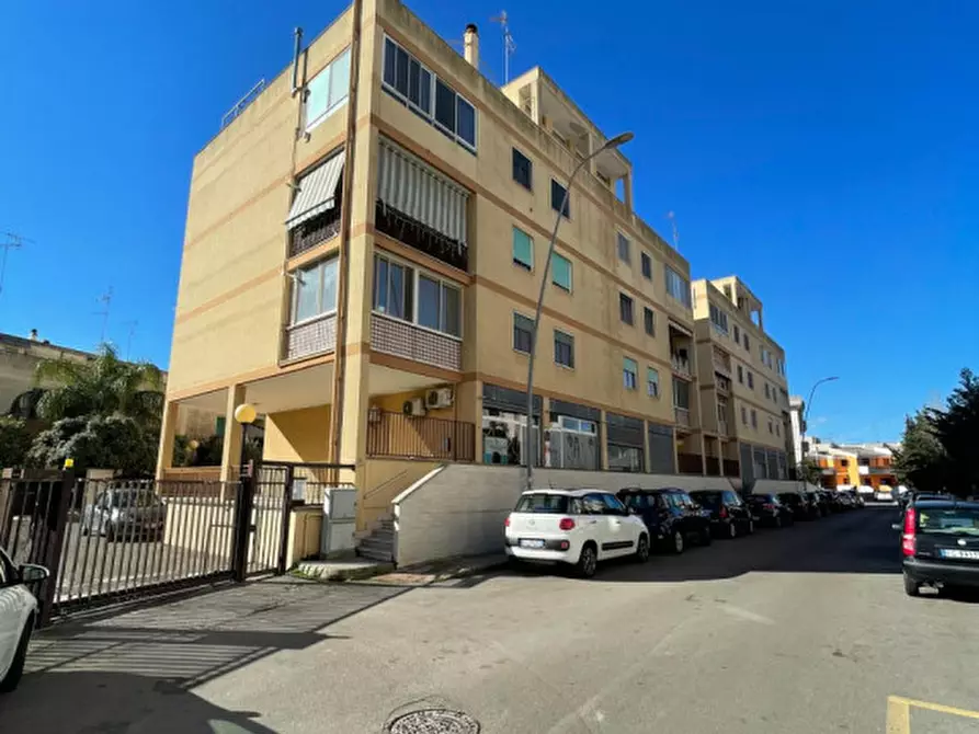 Immagine 1 di Appartamento in vendita  in VIA ENRICO DE NICOLA, 7 a Lecce