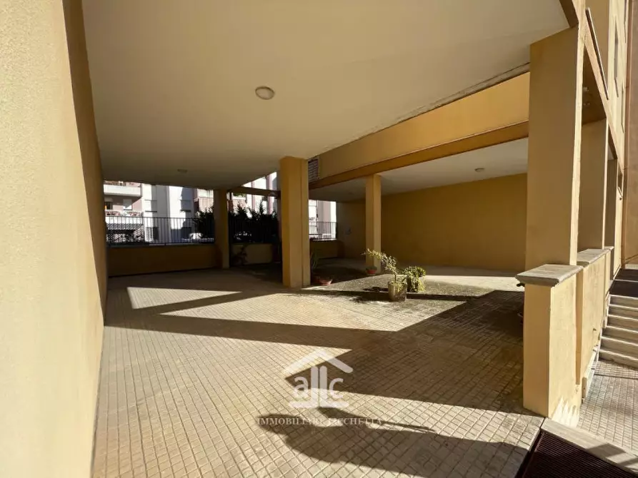 Immagine 4 di Appartamento in vendita  in VIA ENRICO DE NICOLA, 7 a Lecce