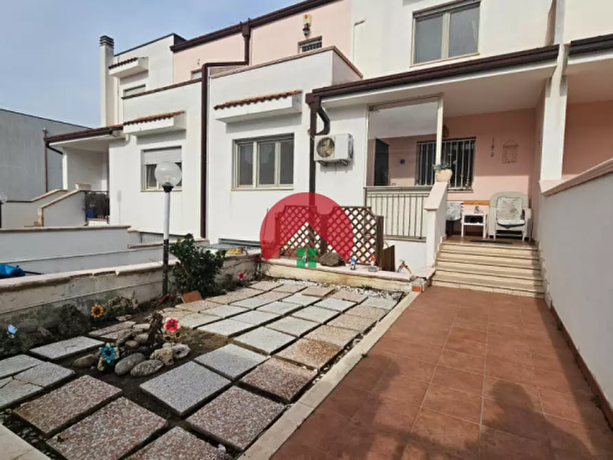 Immagine 27 di Villetta a schiera in vendita  in Via San Giuseppe a Ginosa