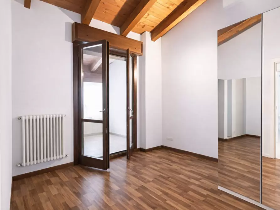 Immagine 10 di Attico in vendita  in via paolo poggi a San Lazzaro Di Savena