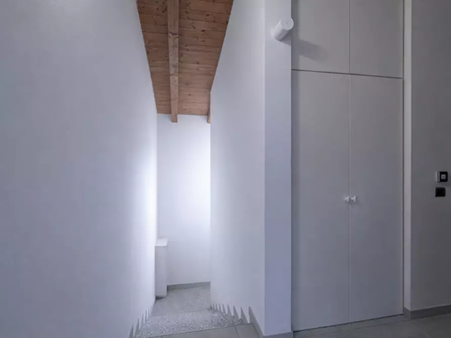 Immagine 15 di Attico in vendita  in via paolo poggi a San Lazzaro Di Savena