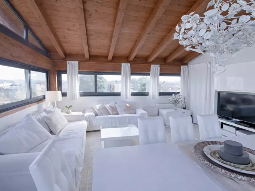 Immagine 33 di Attico in vendita  in via paolo poggi a San Lazzaro Di Savena