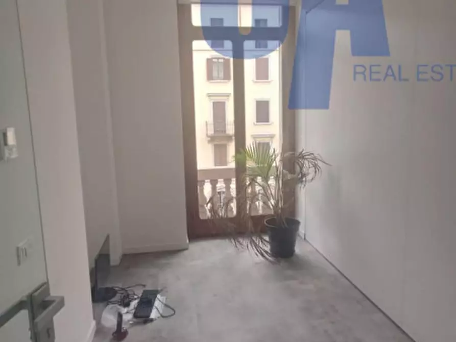 Immagine 15 di Ufficio in affitto  in VIA VITRUVIO a Milano