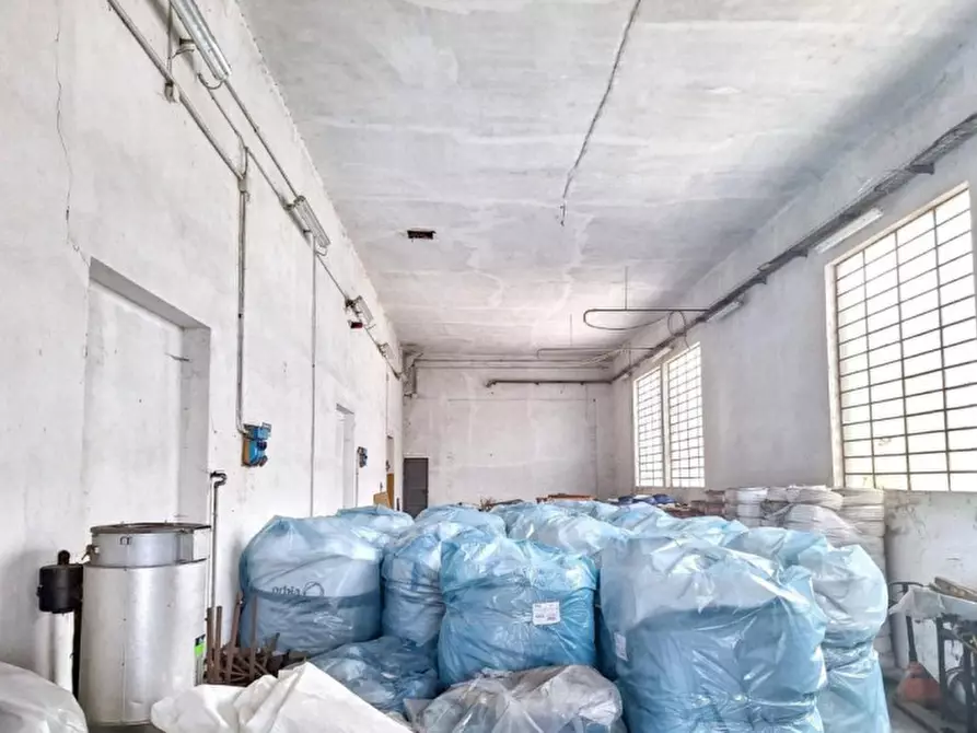 Immagine 14 di Capannone industriale in vendita  in Via Bastia, 124, 48022 Lugo RA, Italia a Lugo