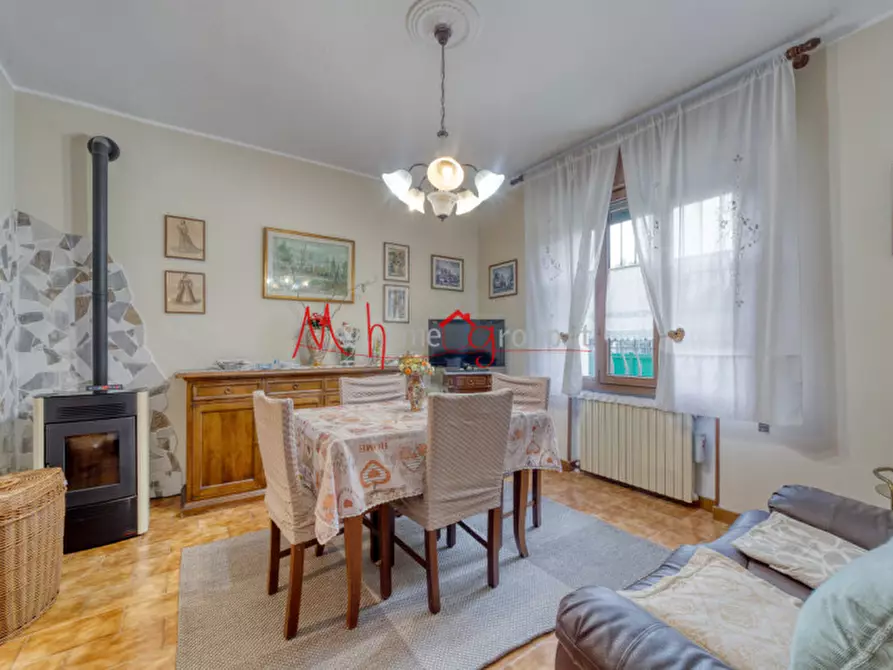 Immagine 3 di Casa bifamiliare in vendita  in Via Vittorio Emanuele III a Selvazzano Dentro