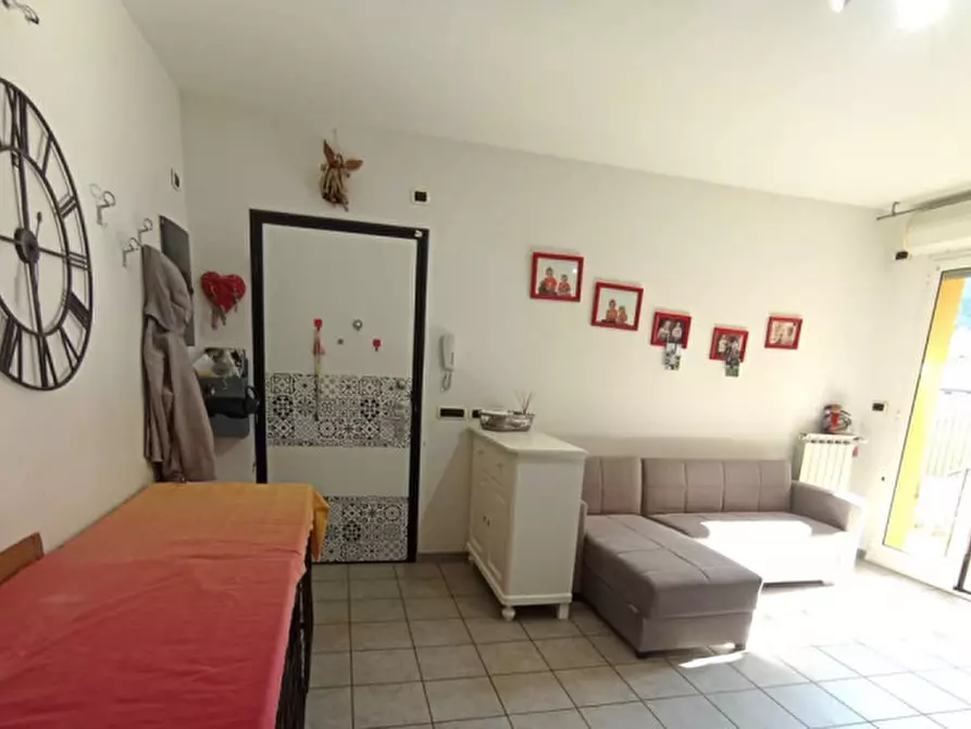 Immagine 1 di Appartamento in vendita  in Valle di Vado Ligure a Vado Ligure