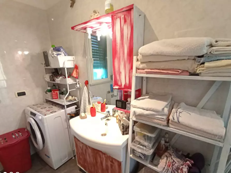 Immagine 6 di Appartamento in vendita  in Valle di Vado Ligure a Vado Ligure