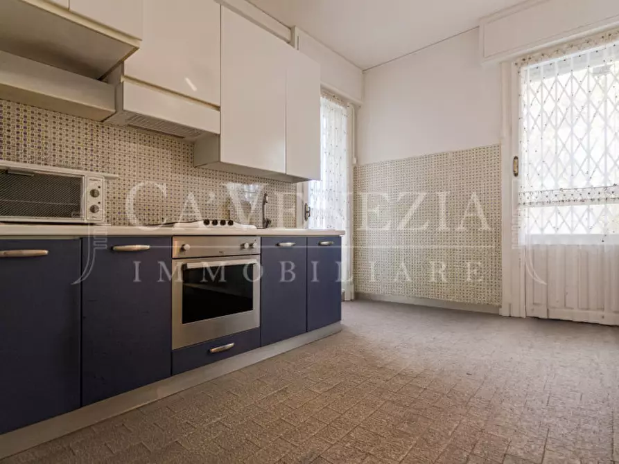 Immagine 10 di Appartamento in vendita  a Venezia