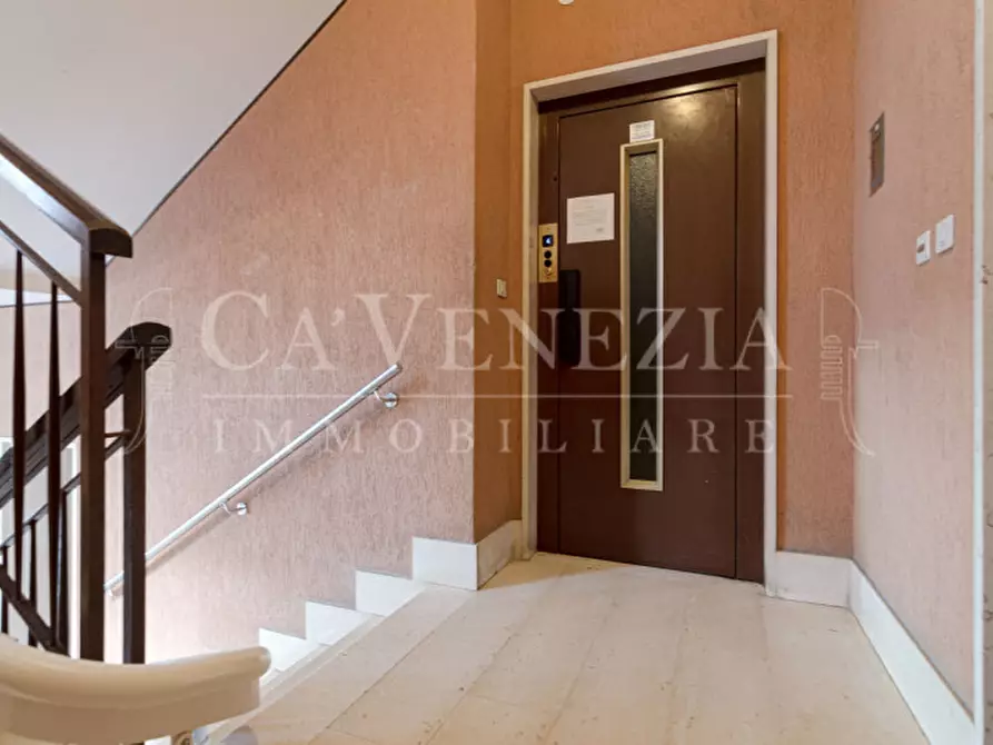 Immagine 25 di Appartamento in vendita  a Venezia