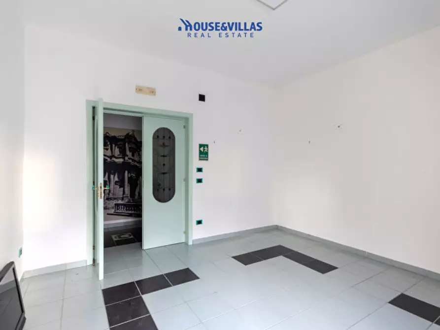 Immagine 4 di Appartamento in vendita  in Piazza Carmelo Sgroi a Noto