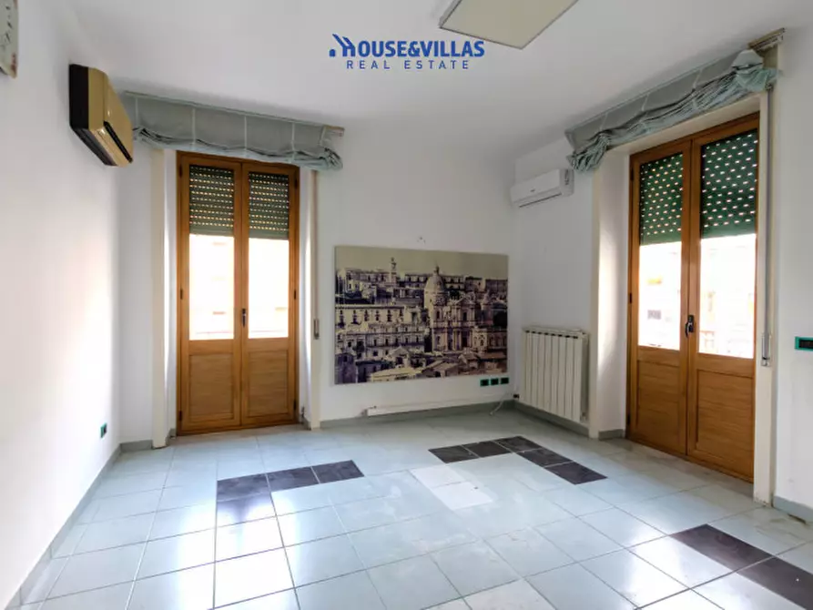 Immagine 9 di Appartamento in vendita  in Piazza Carmelo Sgroi a Noto