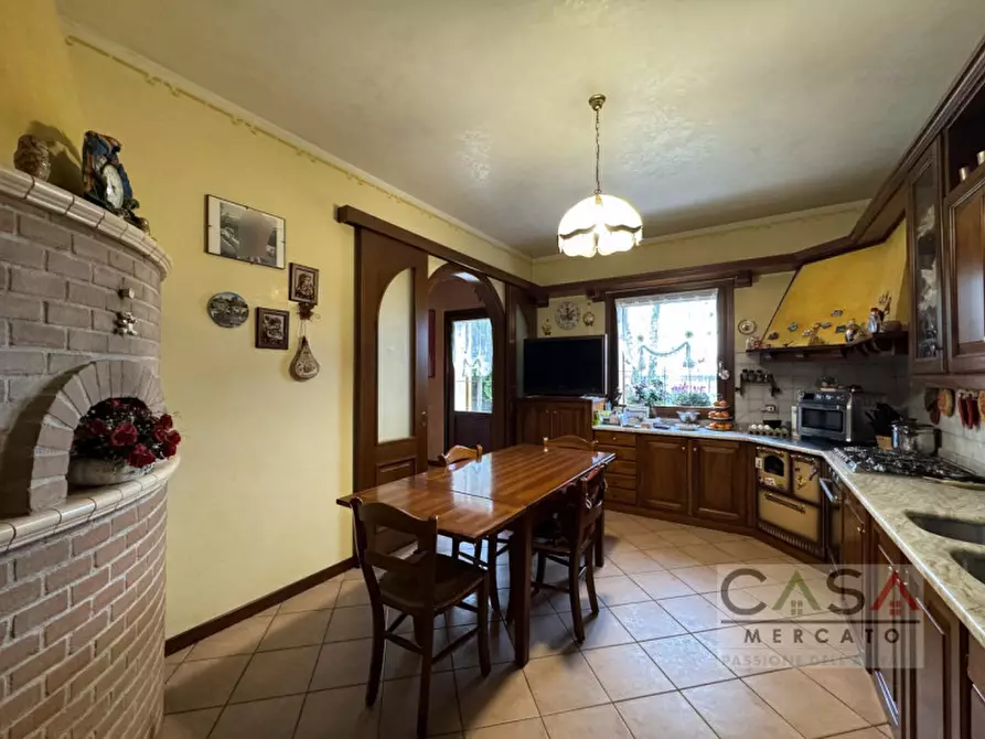 Immagine 4 di Casa bifamiliare in vendita  in Via Salvatoizza a Gaiarine