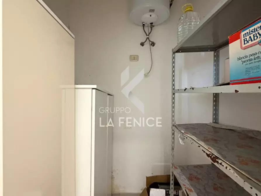 Immagine 26 di Villa in vendita  in strada pasqualone 70 a Martina Franca