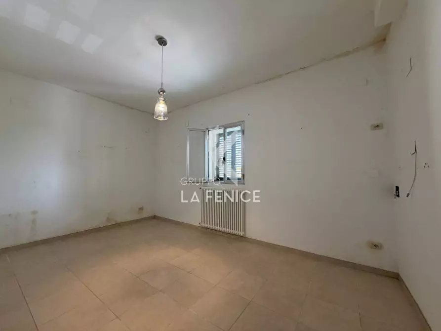 Immagine 28 di Villa in vendita  in strada pasqualone 70 a Martina Franca