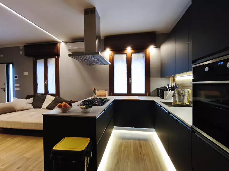 Immagine 11 di Appartamento in vendita  in via aldo moro a Monterenzio