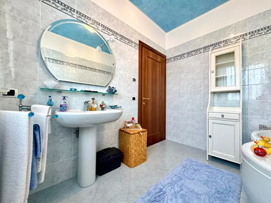 Immagine 11 di Casa bifamiliare in vendita  in Via Isonzo a Stra