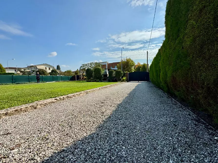 Immagine 23 di Casa bifamiliare in vendita  in Via Isonzo a Stra