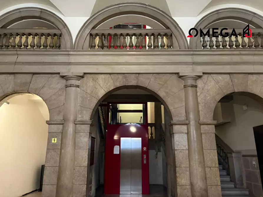 Immagine 2 di Magazzino in vendita  in Via Duca d'Aosta 4 a Trieste