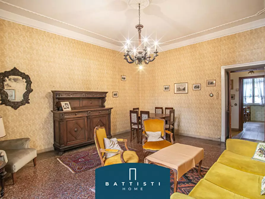 Immagine 5 di Appartamento in vendita  in Via Oslavia a Roma