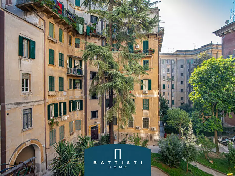 Immagine 6 di Appartamento in vendita  in Via Oslavia a Roma