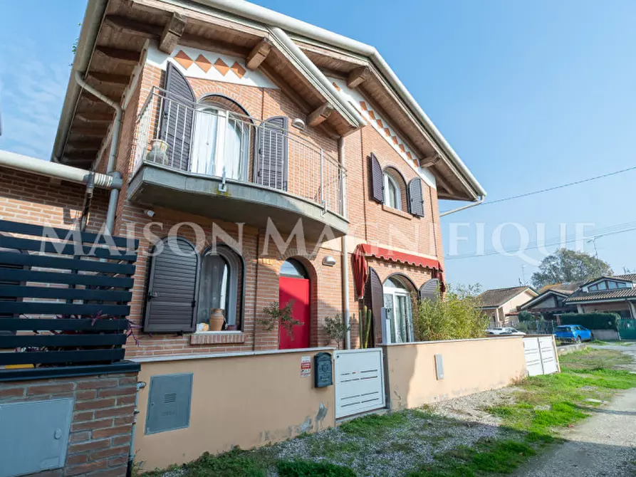 Immagine 2 di Casa bifamiliare in vendita  in Via della Costituzione 14 / B a Lagosanto
