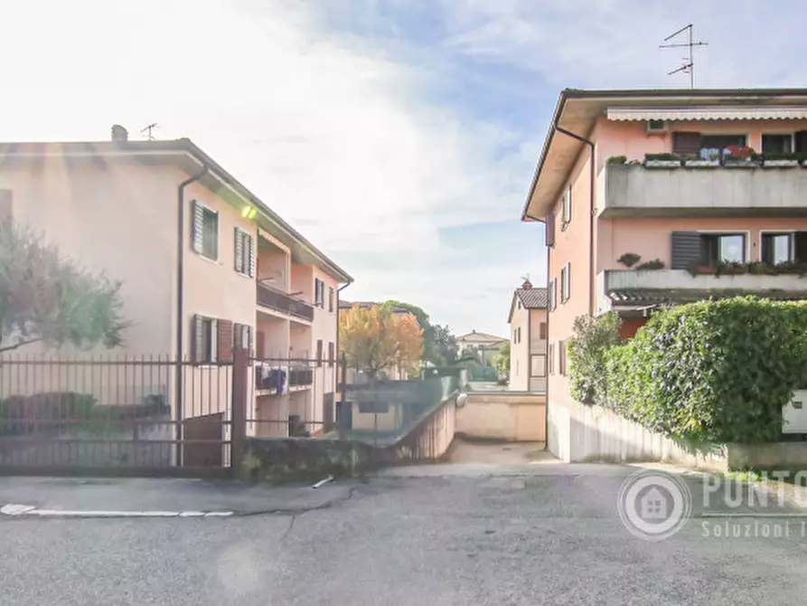 Immagine 1 di Appartamento in vendita  in Via Reno a San Pietro In Cariano