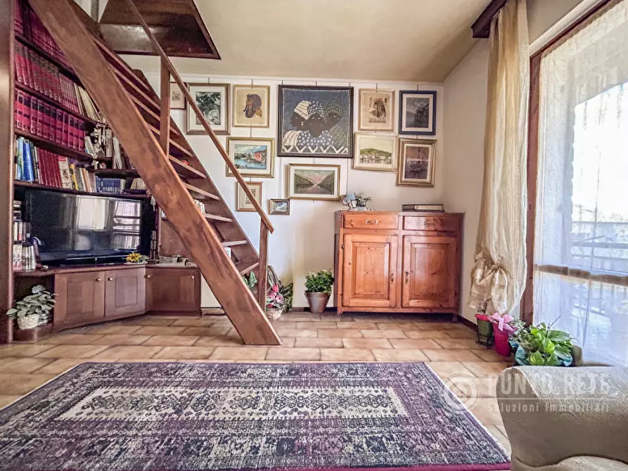 Immagine 4 di Appartamento in vendita  in Via Reno a San Pietro In Cariano