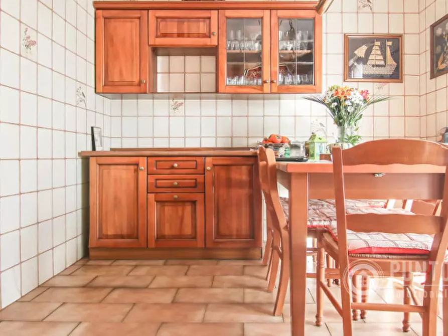 Immagine 9 di Appartamento in vendita  in Via Reno a San Pietro In Cariano