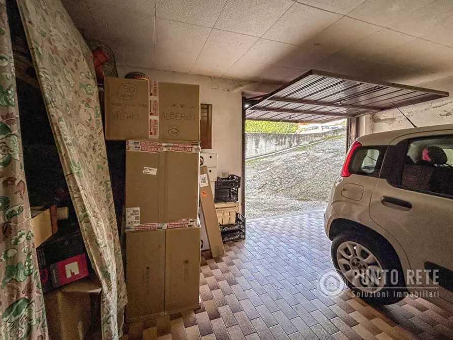 Immagine 29 di Appartamento in vendita  in Via Reno a San Pietro In Cariano