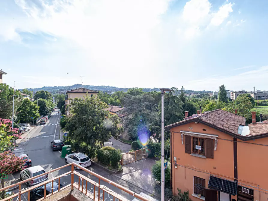 Immagine 1 di Appartamento in vendita  in Via Renato Benassi a San Lazzaro Di Savena