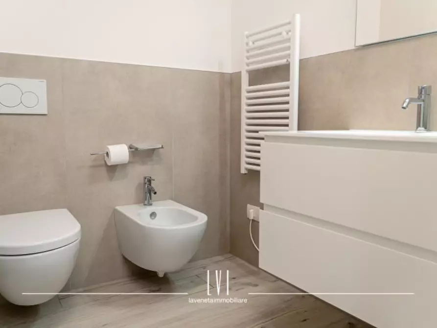 Immagine 22 di Appartamento in affitto  in Piazza San Pio X 15 a Caorle