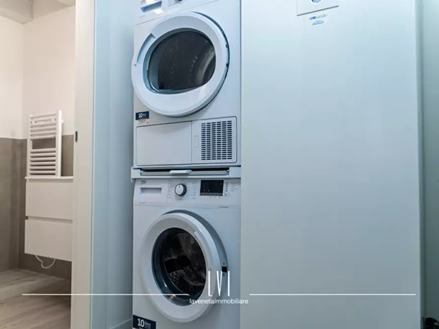 Immagine 23 di Appartamento in affitto  in Piazza San Pio X 15 a Caorle