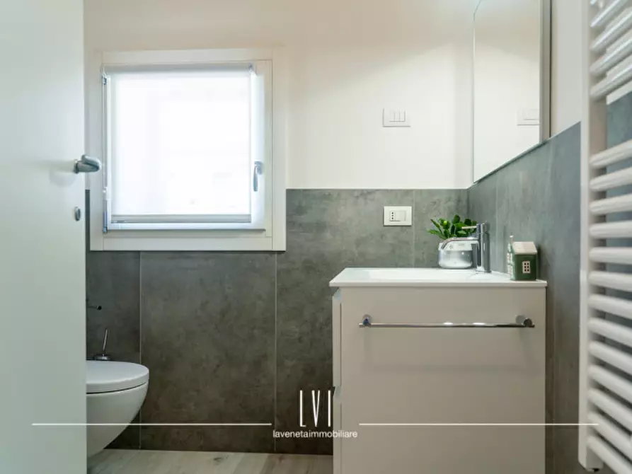 Immagine 28 di Appartamento in affitto  in Piazza San Pio X 15 a Caorle