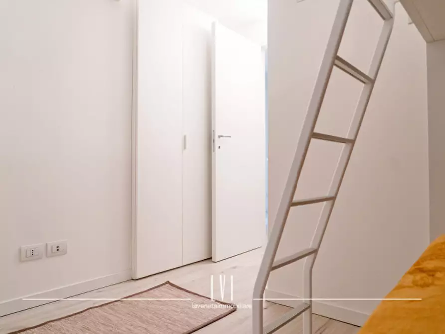 Immagine 36 di Appartamento in affitto  in Piazza San Pio X 15 a Caorle