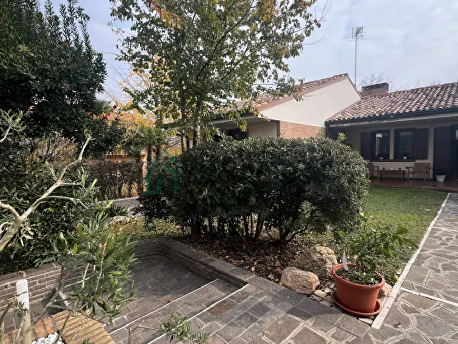 Immagine 17 di Villa in vendita  in Via Niccolò Tommaseo a Eraclea