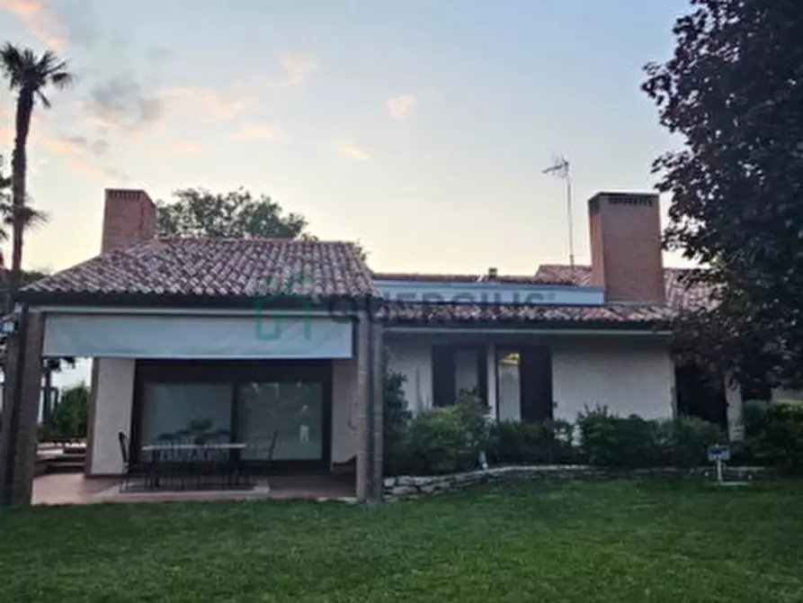 Immagine 23 di Villa in vendita  in Via Niccolò Tommaseo a Eraclea