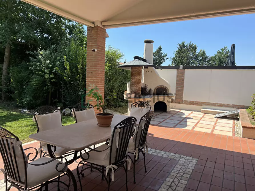 Immagine 32 di Villa in vendita  in Via Niccolò Tommaseo a Eraclea