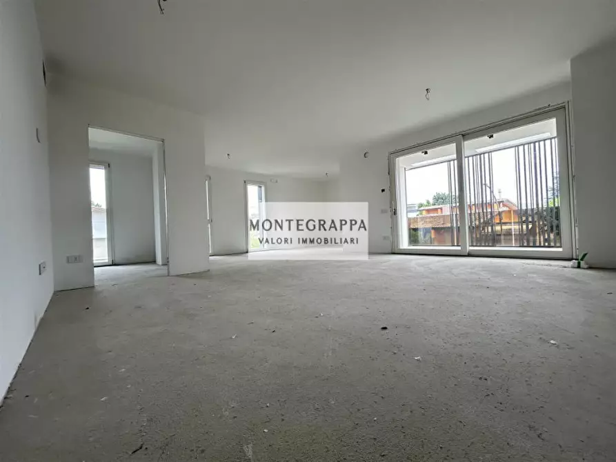 Immagine 8 di Appartamento in vendita  in Via Giovanni Cimabue a Castelfranco Veneto