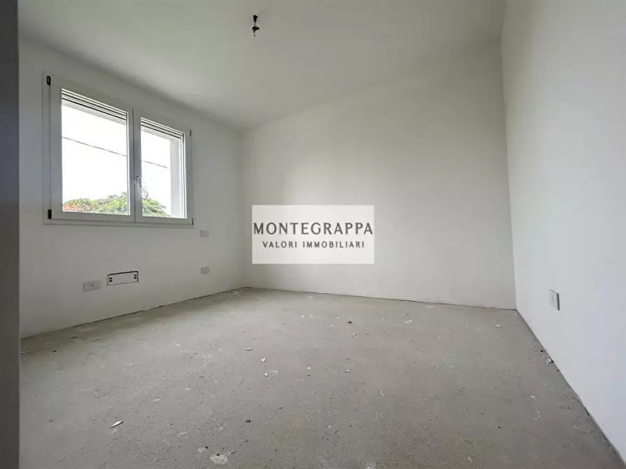 Immagine 16 di Appartamento in vendita  in Via Giovanni Cimabue a Castelfranco Veneto