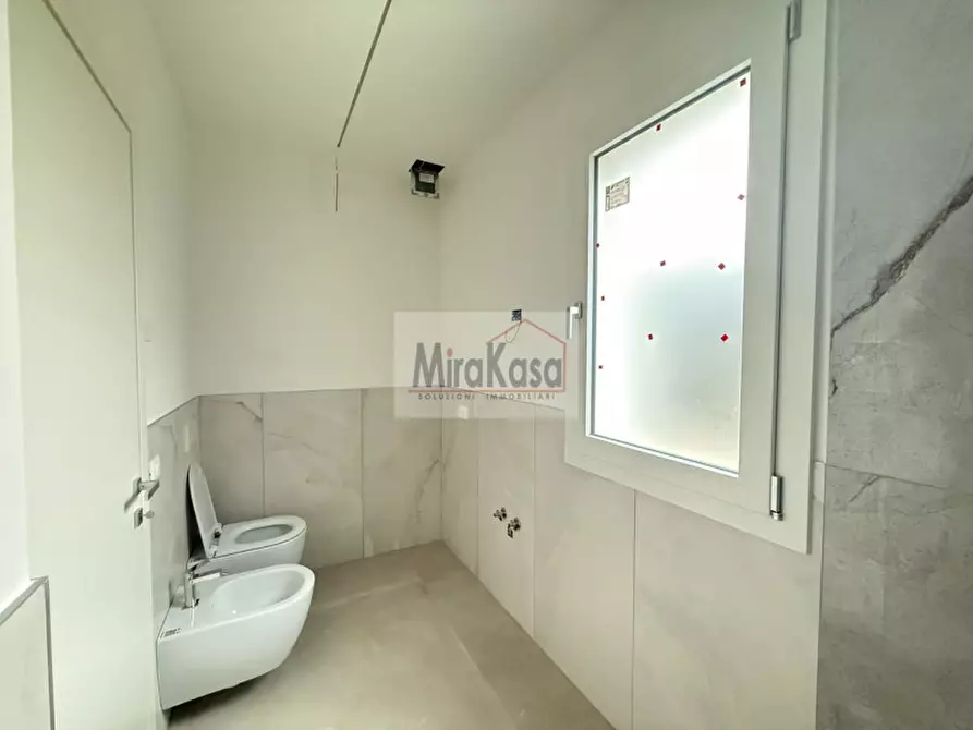 Immagine 13 di Appartamento in vendita  in Viale Emilia a Cervia