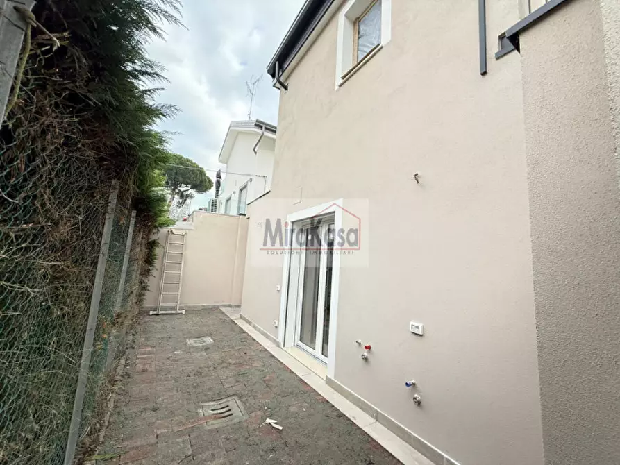 Immagine 31 di Appartamento in vendita  in Viale Emilia a Cervia