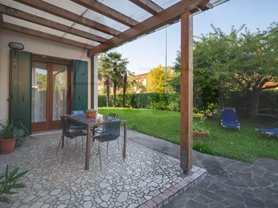 Immagine 4 di Casa bifamiliare in vendita  in Via Caldonazzo a Selvazzano Dentro