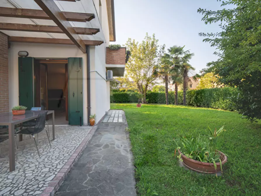 Immagine 7 di Casa bifamiliare in vendita  in Via Caldonazzo a Selvazzano Dentro