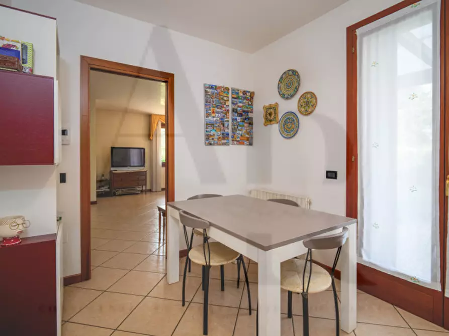 Immagine 9 di Casa bifamiliare in vendita  in Via Caldonazzo a Selvazzano Dentro